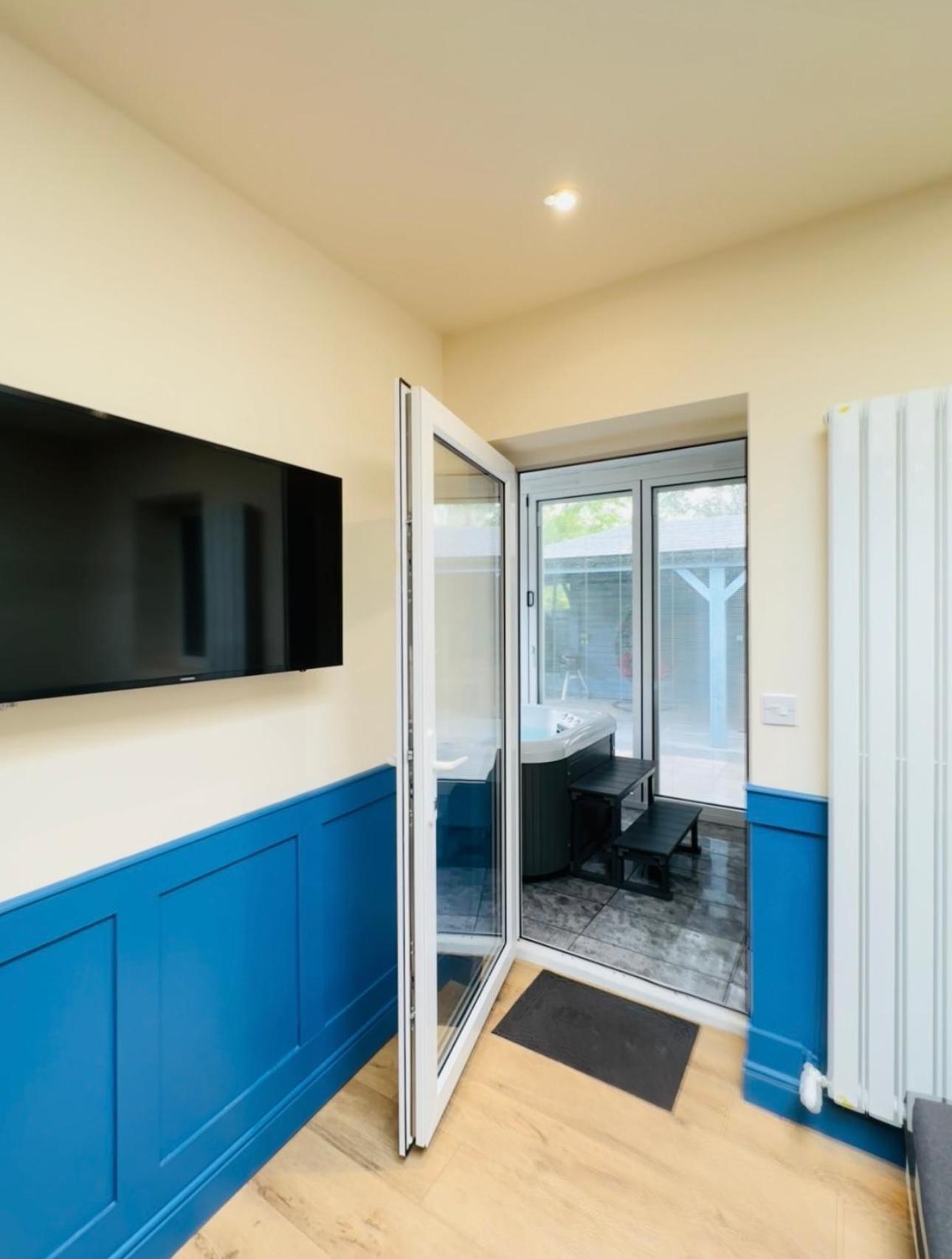 Deluxe Bungalow Cambridge-i reptér Kültér fotó